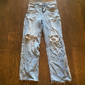 Hollister high-rise, ripped, and baggy jeans!